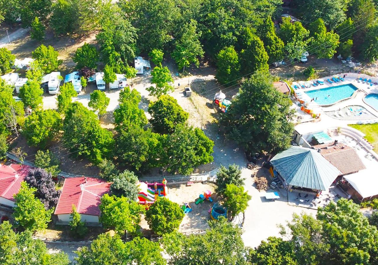 Camping Village La Verna Chiusi della Verna Exterior foto